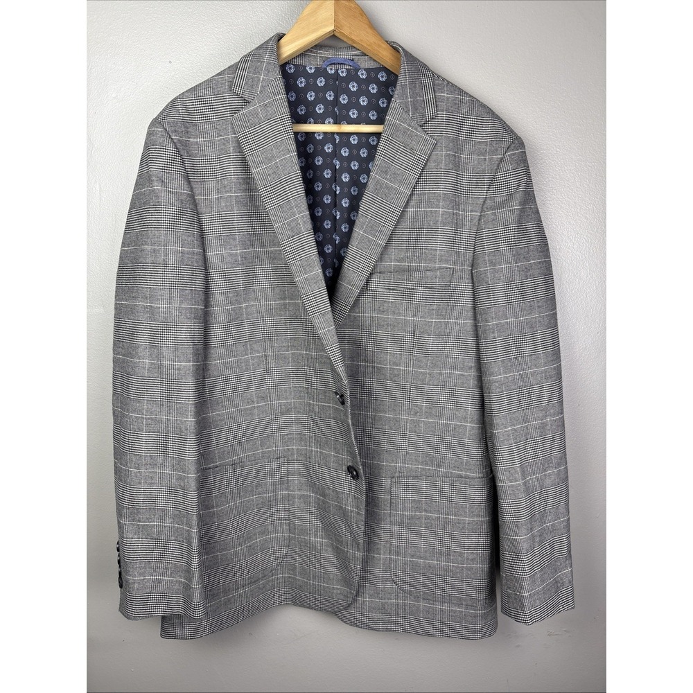 Crown And Ivey Men's Blazer Size 42R Windowpane Glen Plaid Black And White